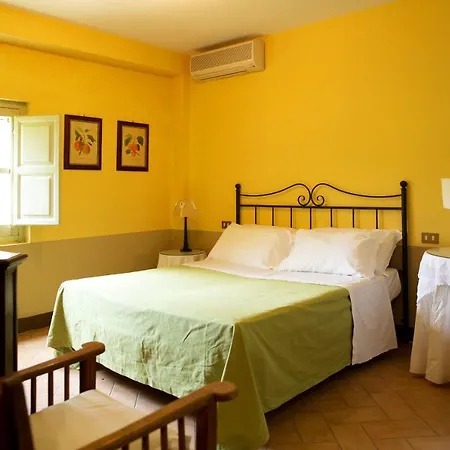 Pardi Country house *